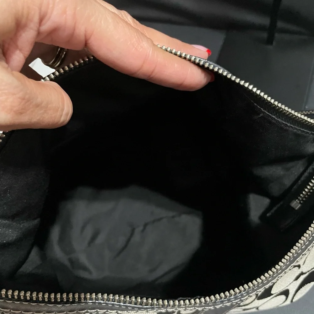 COACH Chelsea Signature Duffle Shoulder Bag F14446 GrayBlack JacquardLeather - Picture 7 of 11